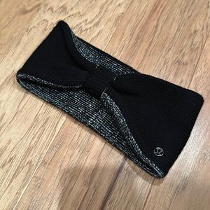 Lululemon reversible knit ear warmer